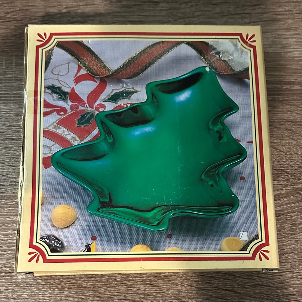 Green Glass Christmas Tree Dish